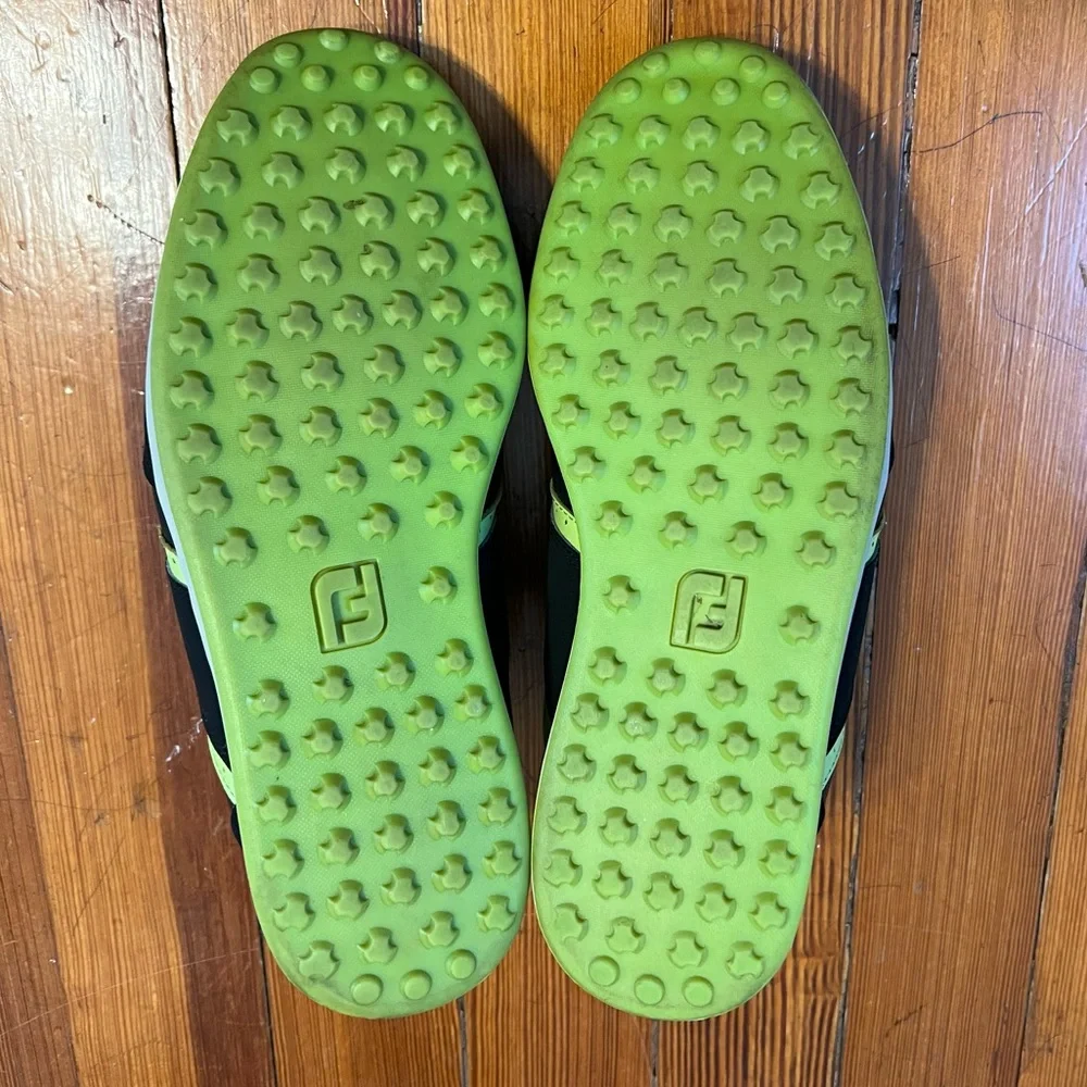 FootJoy contour casual shoes size 9.5 Wide 54397‎